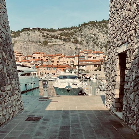 Апартаменты Portopiccolo Sul Mare - Систиана Экстерьер фото